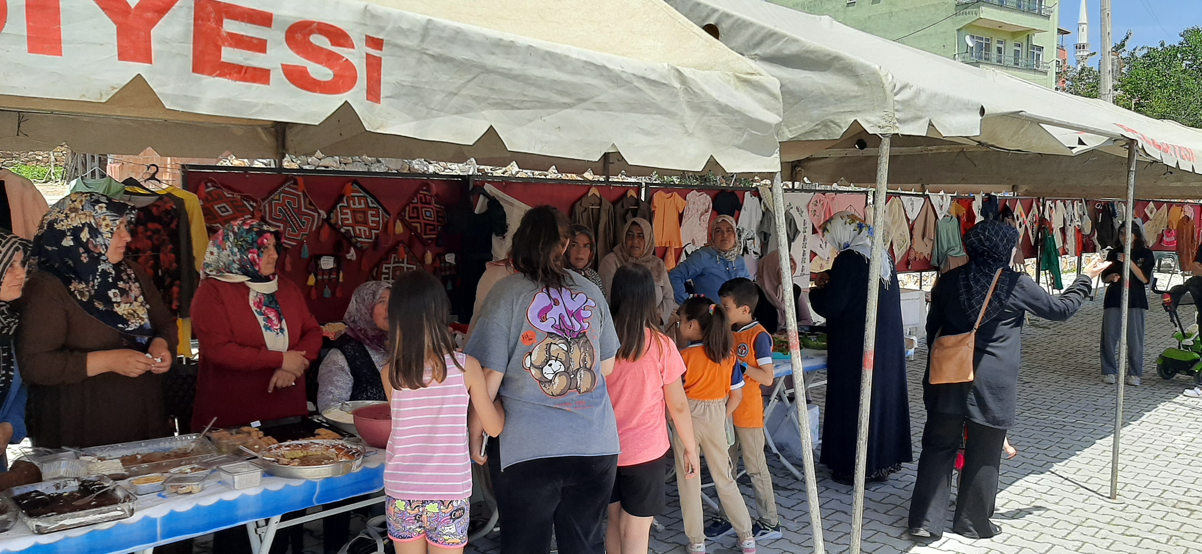 Çorum Ortaköy’de Kimsesiz ve SMA Hastası Çocuklar İçin Kermes Düzenlendi