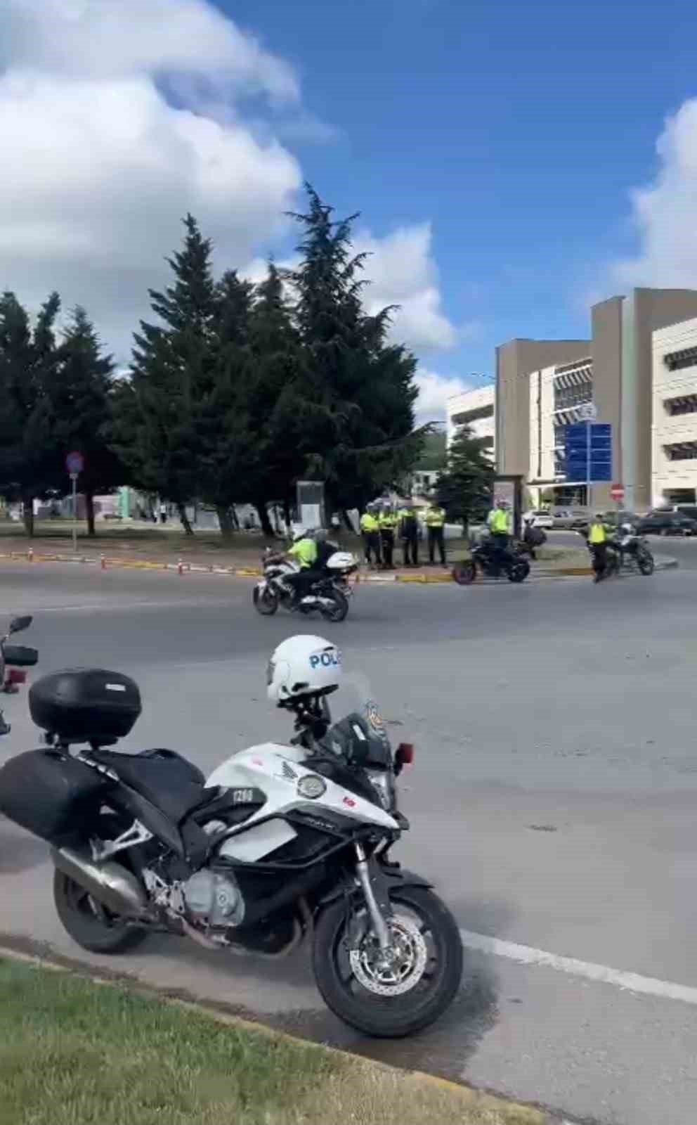 Kocaeli Polisinden YKS Öğrencilerine Destek